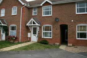 2 bedroom Terraced t...